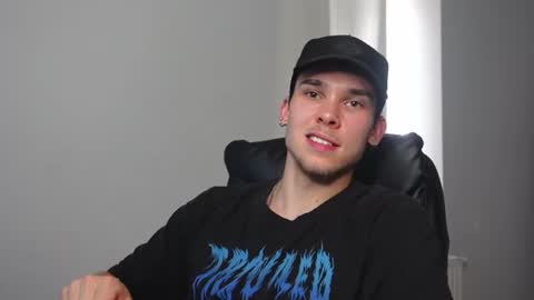 ZACK HUDDLE online show from 2, 7, 2026