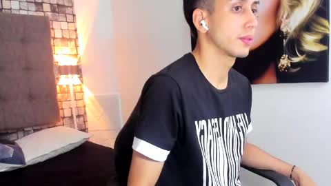 Snapshot of zack_isback chatting on 14, 4, 2026 zack_isback online show from 14, 4, 2026