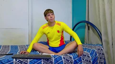 ZackMontiel07 online show from 10, 2, 2026