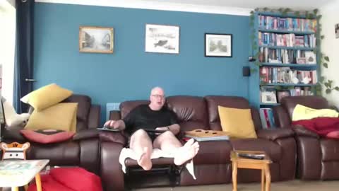 Snapshot of zacsmithuk chatting on 2, 2, 2026 Zac Smitj online show from 2, 2, 2026