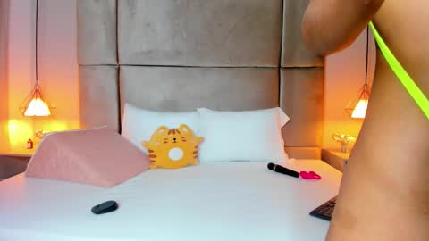 Snapshot of zafiro11_ chatting on 10, 2, 2026 Zafiro online show from 10, 2, 2026