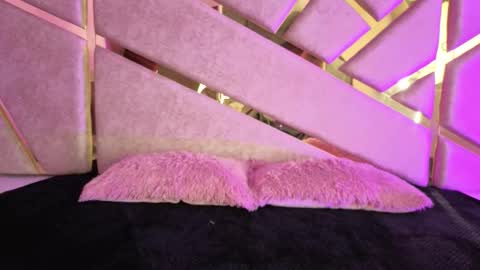 Snapshot of zafiro_claire chatting on 21, 11, 2025 Claire online show from 21, 11, 2025