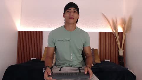 Zander online show from 21, 12, 2024