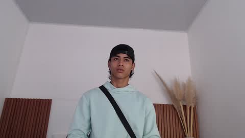 Zander online show from 5, 1, 2025