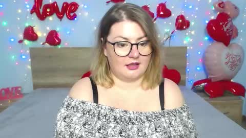 zannadreil online show from 19, 2, 2025