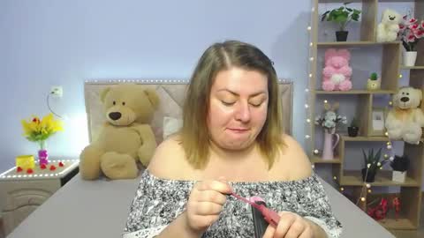 zannadreil online show from 11, 3, 2025