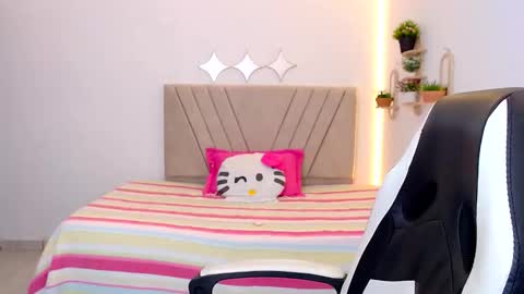 Snapshot of zara_cute18 chatting on 23, 5, 2026 Zara online show from 23, 5, 2026