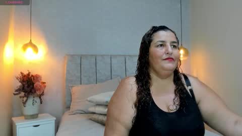 Snapshot of zara_milf_ chatting on 5, 2, 2026 zara online show from 5, 2, 2026
