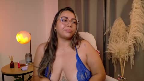 Snapshot of zara_nova chatting on 16, 5, 2026 Zara Nova online show from 16, 5, 2026