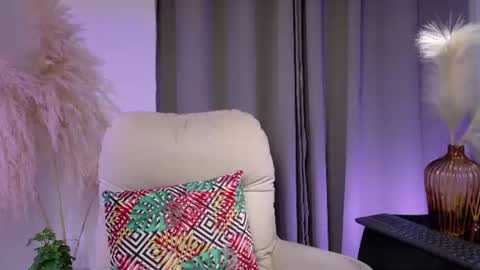 Snapshot of zara_nova chatting on 20, 7, 2026 Zara Nova online show from 20, 7, 2026