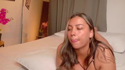 Snapshot of zara_nova chatting on 26, 7, 2026 Zara Nova online show from 26, 7, 2026