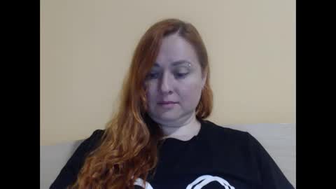 Snapshot of zara_red chatting on 22, 4, 2026 Kate. if im not here im here foxy red333 online show from 22, 4, 2026