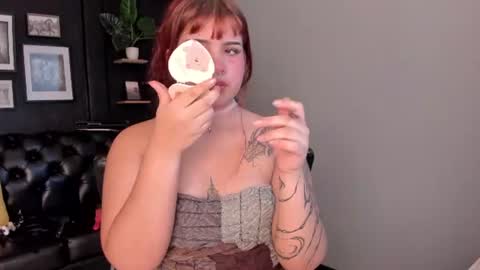 Snapshot of zara_snow chatting on 14, 7, 2026 zara online show from 14, 7, 2026