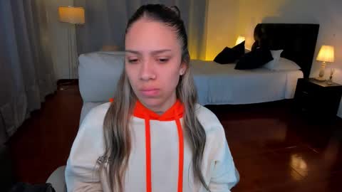 Snapshot of zara_wolf chatting on 22, 2, 2026 ZARAPVT IS OPEN online show from 22, 2, 2026