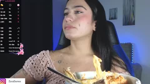 zaradames_ online show from 4, 2, 2026