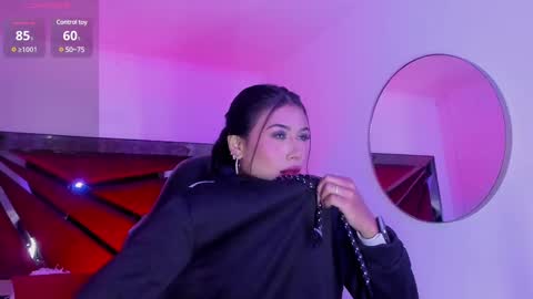 Zara Lim  online show from 12, 2, 2025