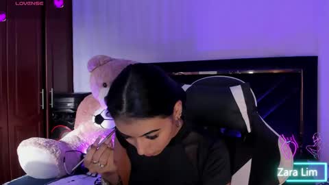 Zara Lim  online show from 14, 9, 2025