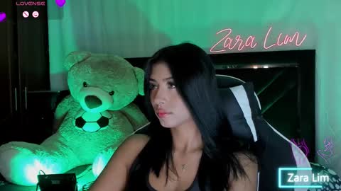 Zara Lim  online show from 15, 9, 2025