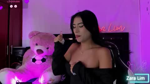 Zara Lim  online show from 23, 9, 2025