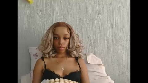 Snapshot of zeedoll chatting on 8, 5, 2026 Zee online show from 8, 5, 2026