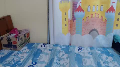 Snapshot of zeina_gen chatting on 22, 3, 2026 flabby online show from 22, 3, 2026