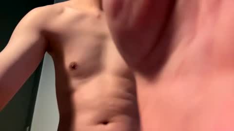 Snapshot of zem0909 chatting on 4, 1, 2025 zemzem online show from 4, 1, 2025