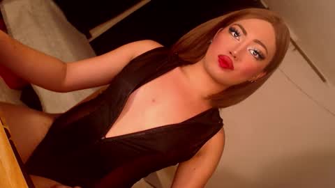Snapshot of zemi_max chatting on 27, 4, 2026 zemi_max online show from 27, 4, 2026