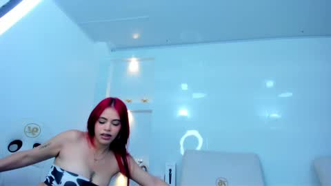 Snapshot of zenda_evans chatting on 10, 10, 2025 Zenda Evans online show from 10, 10, 2025