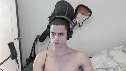 Snapshot of zenhzu chatting on 13, 1, 2025 zenzhu online show from 13, 1, 2025