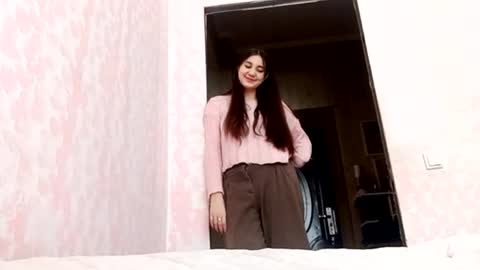 Snapshot of zeniabrossoit chatting on 1, 3, 2026 zeniabrossoit online show from 1, 3, 2026