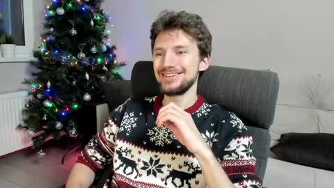 Snapshot of zepanl chatting on 25, 12, 2024 Andrew online show from 25, 12, 2024