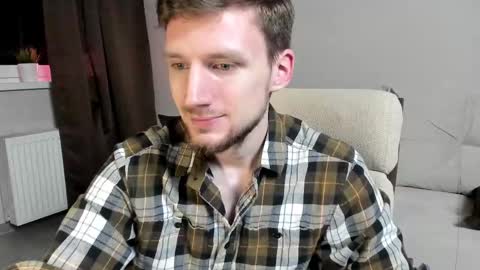 Snapshot of zepanl chatting on 2, 3, 2025 Andrew online show from 2, 3, 2025