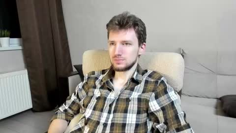 Snapshot of zepanl chatting on 9, 11, 2025 Andrew online show from 9, 11, 2025