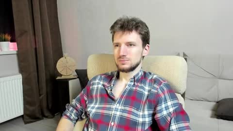 Snapshot of zepanl chatting on 10, 11, 2025 Andrew online show from 10, 11, 2025