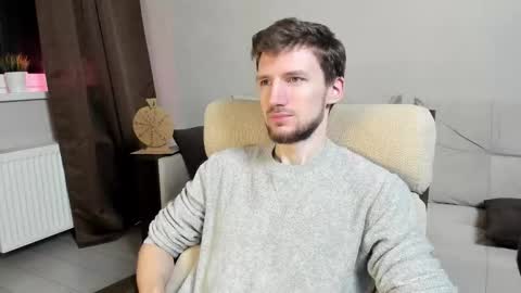 Snapshot of zepanl chatting on 11, 11, 2025 Andrew online show from 11, 11, 2025