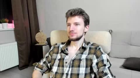 Snapshot of zepanl chatting on 13, 11, 2025 Andrew online show from 13, 11, 2025