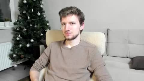 Snapshot of zepanl chatting on 23, 12, 2025 Andrew online show from 23, 12, 2025