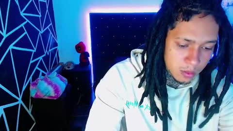 Snapshot of zero_x9 chatting on 24, 2, 2026 zero_x9 online show from 24, 2, 2026