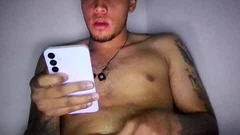 Snapshot of zeus_s chatting on 3, 4, 2026 zeus_s online show from 3, 4, 2026