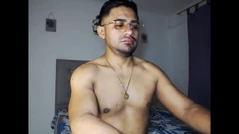 zeussexyhot online show from 20, 5, 2026