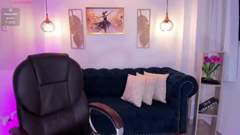 Snapshot of zharaa_fox chatting on 7, 7, 2026 Zhara online show from 7, 7, 2026