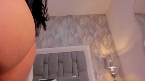 Snapshot of zharia_lux25 chatting on 6, 6, 2026 zharia_lux25 online show from 6, 6, 2026