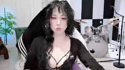 zhen online show from 9, 9, 2025