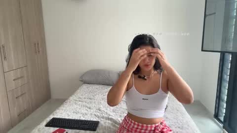 zhendaya23 online show from 12, 10, 2025