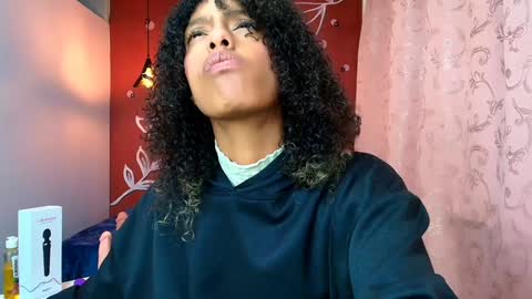 Zia Green online show from 21, 1, 2025