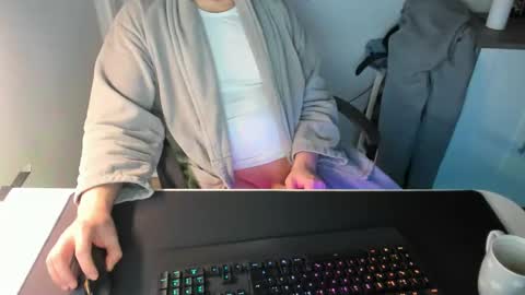 Snapshot of ziemlichflutschig chatting on 4, 2, 2025 ziemlichflutschig online show from 4, 2, 2025