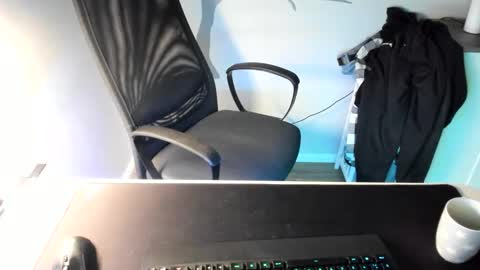 Snapshot of ziemlichflutschig chatting on 16, 2, 2025 ziemlichflutschig online show from 16, 2, 2025