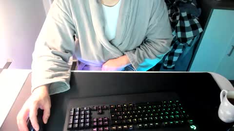 Snapshot of ziemlichflutschig chatting on 17, 2, 2025 ziemlichflutschig online show from 17, 2, 2025