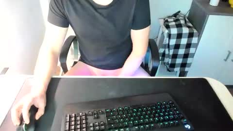 Snapshot of ziemlichflutschig chatting on 20, 2, 2025 ziemlichflutschig online show from 20, 2, 2025