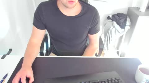 Snapshot of ziemlichflutschig chatting on 3, 3, 2025 ziemlichflutschig online show from 3, 3, 2025